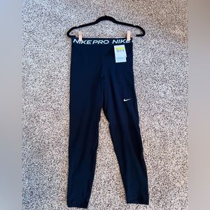 NWT Nike Dri Fit 7/8 Tights
